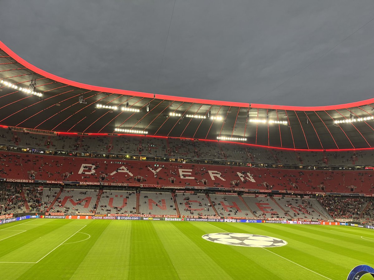 The base for ⁦<a href="/5liveSport/">BBC 5 Live Sport</a>⁩ with ⁦<a href="/PatNevin/">Pat Nevin</a>⁩ for commentary tonight #Bayern v #CFC also available on BBC Sounds and the 🛑 button on your Tv and I-player