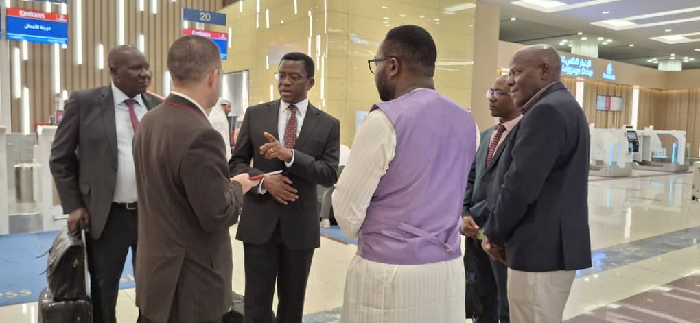cpmayiga's tweet image. Tutuuse mirembe okuva e Dubai mu UAE gye tubadde ku bugenyi obw'ennaku 5, twagguddewo Ttabamiruka wa Buganda Bumu mu Buwalabu, tusobodde okulambula ebifo eby'enjawulo n'okusisinkana abakulembeze ab'enkizo mu Nsi eyo era tusuubira ebibala bingi 
Byonna byatambudde bulungi, kyokka…