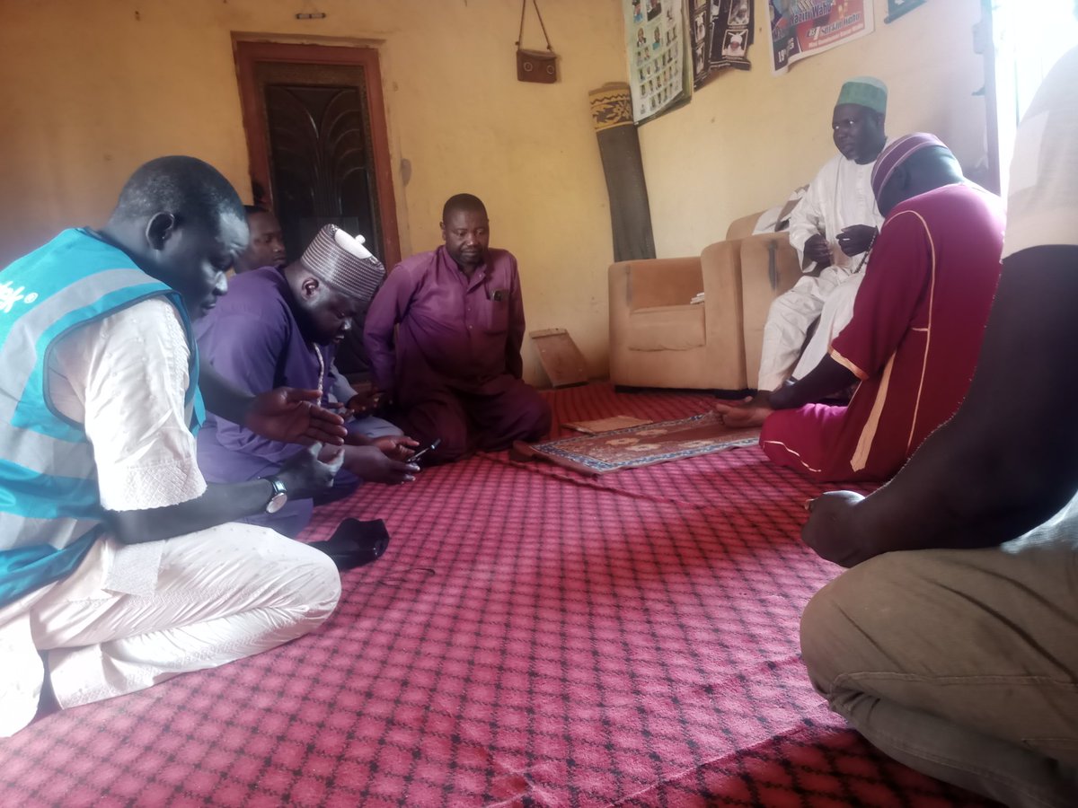 DDarazo18855's tweet image. Wahu is the largest town in Darazo LGA, once had only one broken solar light. Today, by the effort of Usman Ya’u Shehu they now have 20 working solar lights This is true leadership — service without holding any government office #LeadershipByExample #CommunityFirst
@Usman_Yau_78