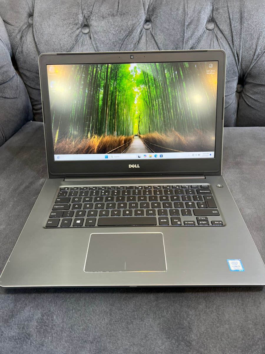 Dell Vostro P75G
Core i5|| 7th Gen|| 8gb ram|| 256gb ssd|| Keyboard light 

Price: ₦285,000 only ‼️

Location: Kaduna!!!
(Nationwide Delivery 📦)

Call📞: 09020460875