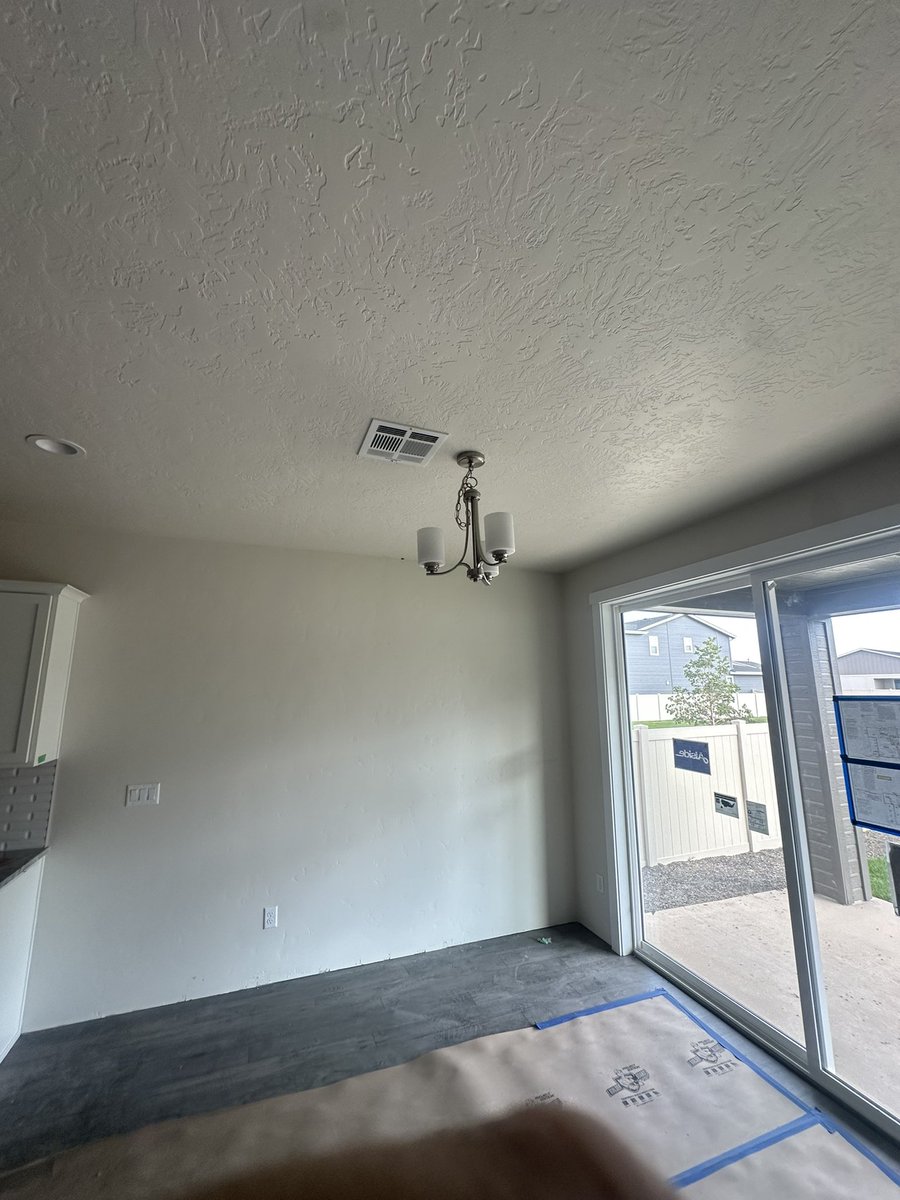 SHARADIVA's tweet photo. @HubbleHomes said they build “ based on professional and engineered design...   NOT TRUE!  They don’t care about comfort (a basic tenant of HVAC systems) and cleanliness!  Placing a register over a dining table &amp; next to a chandelier is NOT acceptable in any home. @WoodsideHomes https://t.co/gb5oK9hfZ9