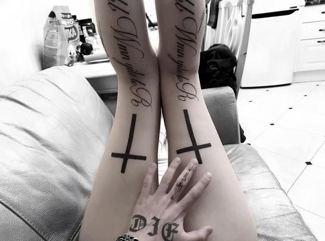 ;x (@pillbottlez) on Twitter photo 