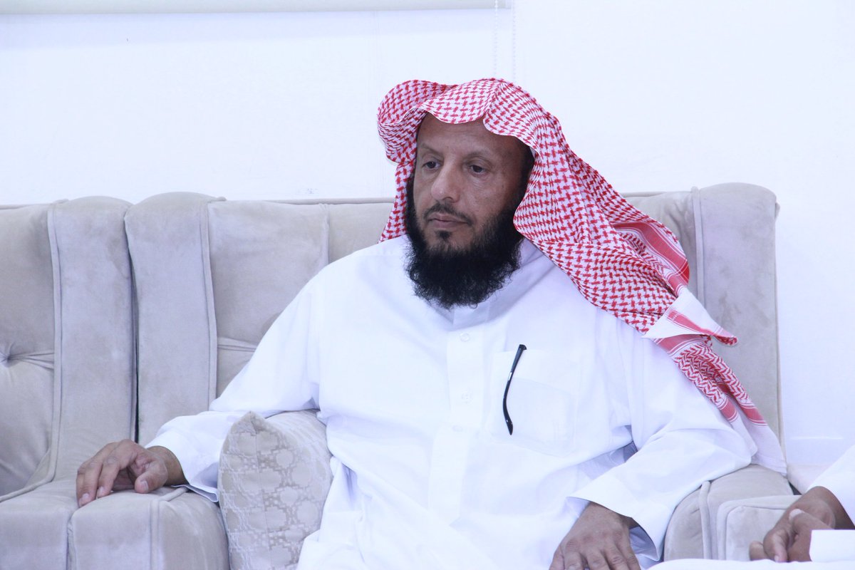 omr3921155's tweet photo. الجمعيات الخيرية بالفويلق تستضيف أ ياسر الحيسوني، مدير وحدة الجمعيات الأهلية والتعاونية بمركز التنمية الاجتماعية في بريدة.
بتنسيق من المدير التنفيذي بجمعية عمر بن الخطاب أ. مساعد المرواني .. يتبع
#بريدة #الفويلق https://t.co/HWBf6jDNHJ