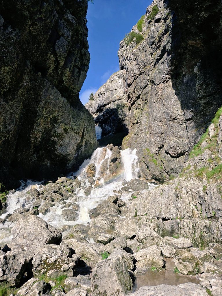Helen Emmett (@helenemmett21) on Twitter photo An excellent few days away with Year 9 at Malham and Mother Shipton's Cave. Sometimes, trips don't always go as planned; heavy rain cancelled our plans at White Scar Caves, but we made the most of the 2 days of geography fieldwork!
<a href="/ScarColl/">Scarborough College</a> #Geography #ks3 #fieldwork An excellent few days away with Year 9 at Malham and Mother Shipton's Cave. Sometimes, trips don't always go as planned; heavy rain cancelled our plans at White Scar Caves, but we made the most of the 2 days of geography fieldwork!
<a href="/ScarColl/">Scarborough College</a> #Geography #ks3 #fieldwork
