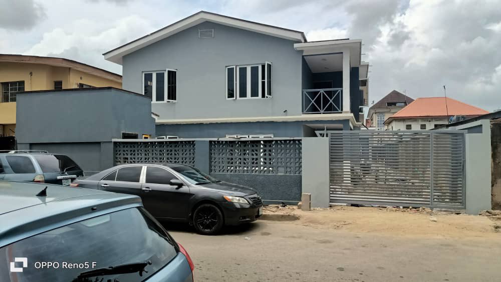 Honoured to commission BudgIT’s new Lagos office today. From a single desk at <a href="/Cc_HUB/">Co-creation HUB (CcHUB) Limited (RC 918335)</a> to Hughes &amp; Moleye streets in Yaba, we’ve kept faith with the community that has birthed great tech solutions. 

Here’s to bigger dreams, rooted in Yaba.
#oo40