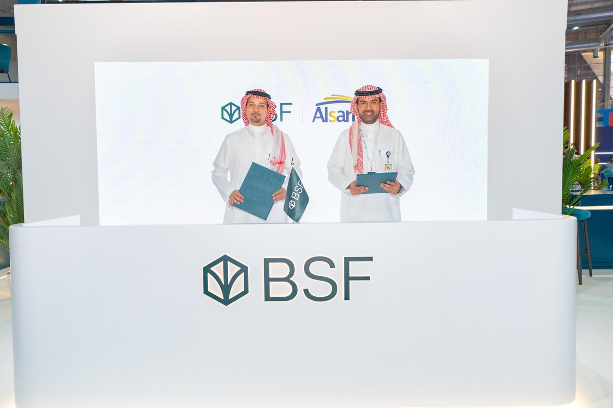 يسرّنا توقيع مذكرة تفاهم مع شركة الصرح للسياحة والسفر خلال معرض <a href="/money2020_me/">Money20/20 Middle East</a>، تهدف لتمكين عملاءنا من الاستفادة من خدمة استبدال نقاط جنى وخدمة تقسيط المشتريات عبر EZpay من BSF، لتعزيز تجربة عملاءنا وتوفير خيارات دفع مرنة.