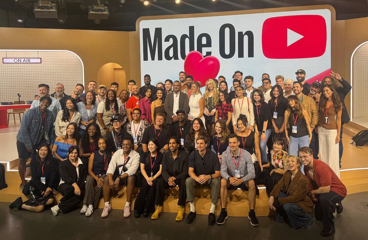 A little bit of imposter syndrome being in the same room with legends at Made on YouTube. <a href="/MKBHD/">Marques Brownlee</a>, <a href="/saradietschy/">Sara Dietschy 🍑y</a>, <a href="/ColinandSamir/">Colin and Samir ✌🏼✌🏾</a>, <a href="/MarkRober/">Mark Rober</a>, <a href="/robertoblake/">Roberto Blake 🇺🇸🇵🇦 Creative Entrepreneur</a>, Dr. Mike, Smosh, <a href="/cleoabram/">Cleo Abram</a>, <a href="/NBTJacklyn/">Jacklyn Dallas</a> and so many others.

Will break down all the announcements in an upcoming video.