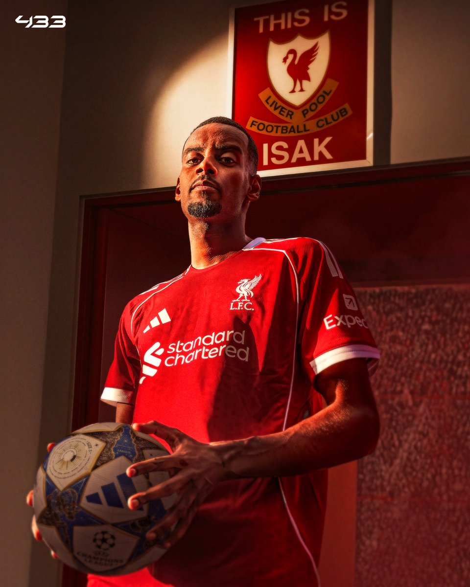 🚨 𝐁𝐑𝐄𝐀𝐊𝐈𝐍𝐆: Alexander Isak 𝐒𝐓𝐀𝐑𝐓𝐒 for Liverpool tonight, making his official debut 🫡🔴

Debut night in the Champions League, under the Anfield lights 😍✨