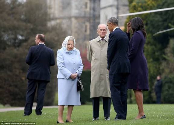 I love that the Orange Idiot thinks he's the first US president to be hosted Windsor Castle.  The rest of us remember that the Obamas were received there by the then Queen and Prince Philip in April 2016.