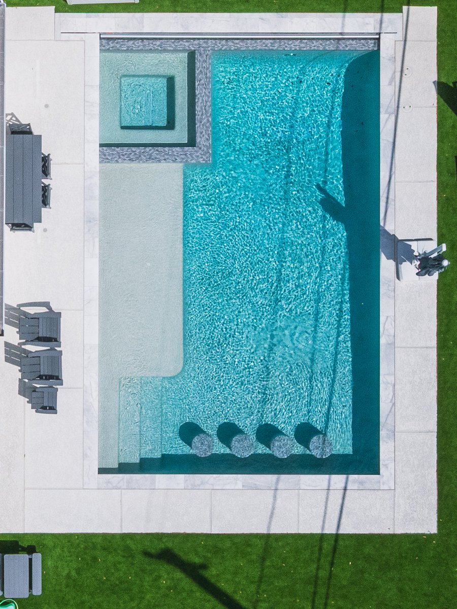 PlatinumPools's tweet image. Automate your pool with a pool automation system. Control everything from lights to temperature with the touch of your phone.

#poolautomation #smarthome #convenience