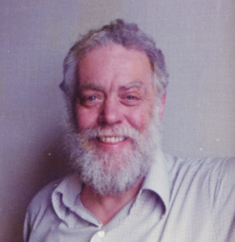 It's 23 years ago to the day that I lost my wonderful dad, and not a day goes past when I don't think of him!
 ❤️❤️❤️