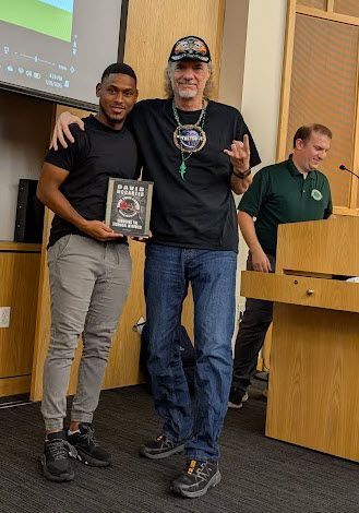 realDotNetDave's tweet image. One of the best parts of conferences? Meeting amazing people and sharing knowledge! 🎉 I even love giving away copies of my books. Here’s a happy winner from SQL Saturday Baton Rouge 2025! 📚✨ 
#SQLSatBR #RockYourCode #MVPBuzz