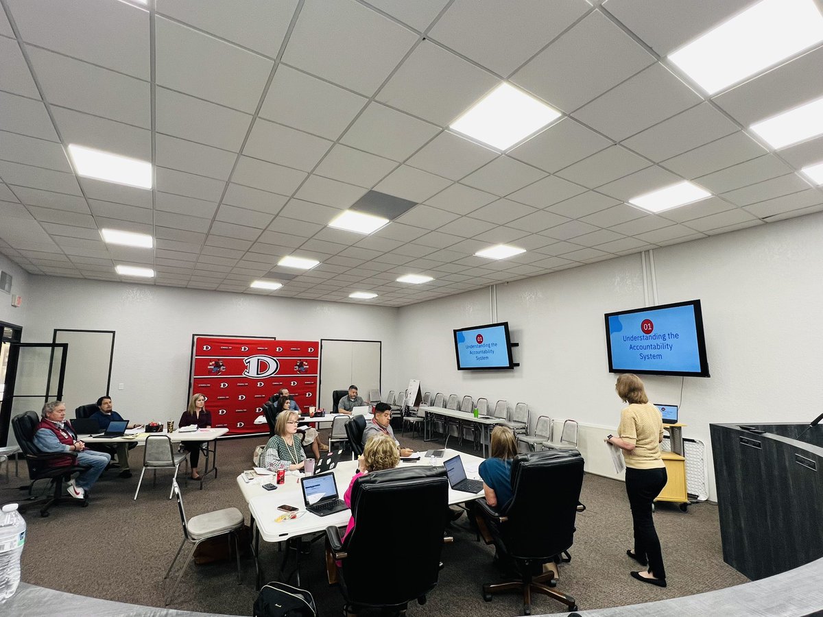 IgorGusyakov's tweet image. Our principals &amp;amp; curriculum coordinators reviewed accountability data and self-assessed with TEA’s ESF rubric—keeping student success at the forefront by strengthening instruction &amp;amp; systems. 🌟

#DibollISD #RootedInVision