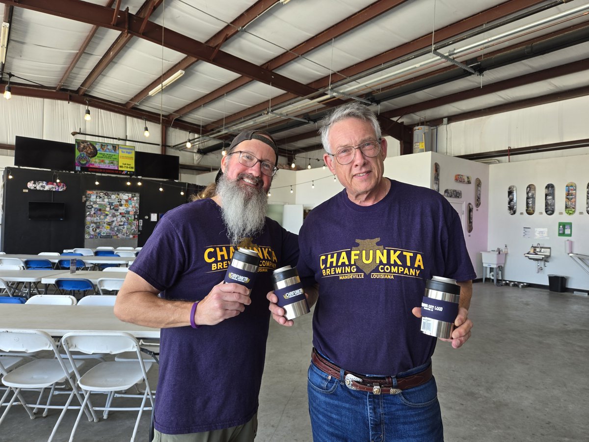 KYSEKIceChests's tweet photo. Always love stopping by to hang with our friends at Chafunkta Brewing.
https://t.co/Y3VDsca8g1
https://t.co/SPcyzsBylL
#KYSEK #ChafunktaBrewing #CraftBeer #LouisianaBeer #BreweryLife #BreweryTour #CheersToThat #GoodTimes #CraftBeerLovers #LocalBrews #BeerCommunity https://t.co/5Q5N4KaOk3