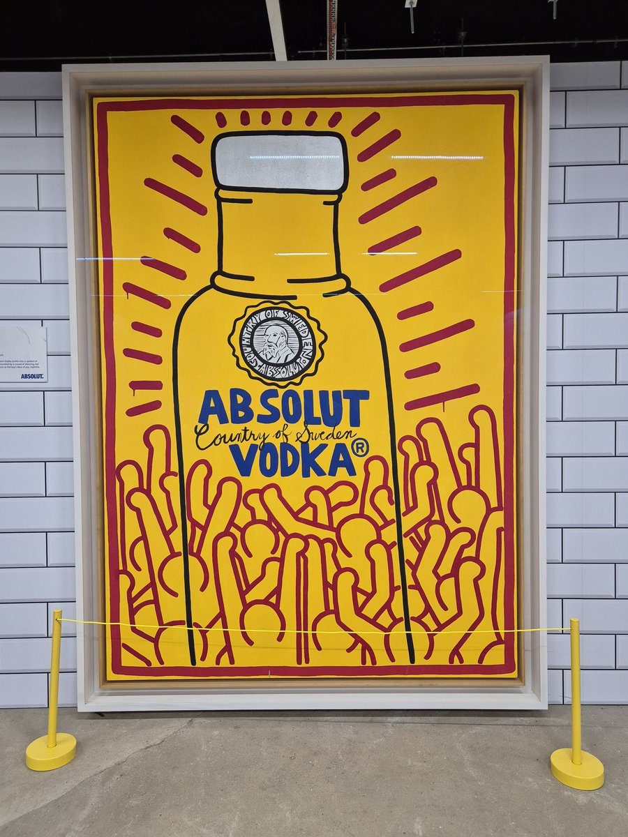 GeraldM64883070's tweet photo. Keith Haring takeover at Haring Cross underground. Showing two original artworks. Haring Cross till tomorrow/Thurs #absolutvodka @TfL @KeithHaringFdn #lovelondon #lifeinlondon https://t.co/iZlPyIXacs