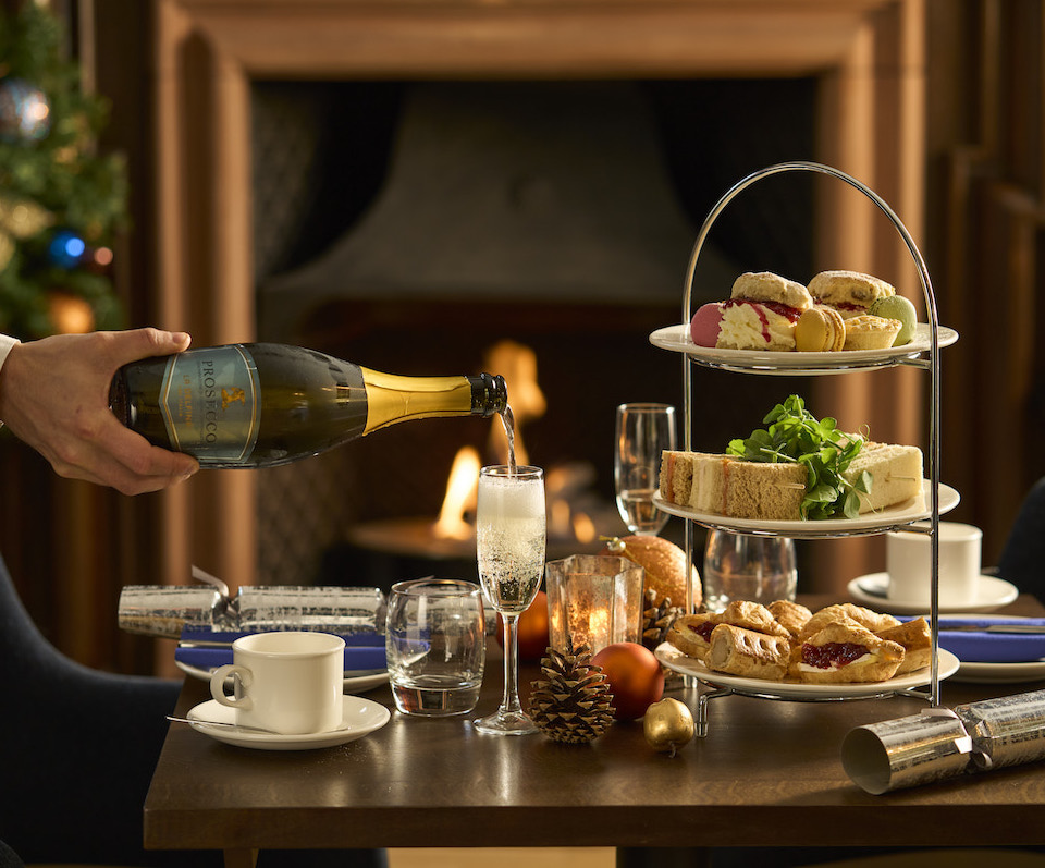 Fireside Christmas Afternoon Tea with Prosecco? 🥂 🔥 🎄 Sunday December 7th and 14th from 12noon.