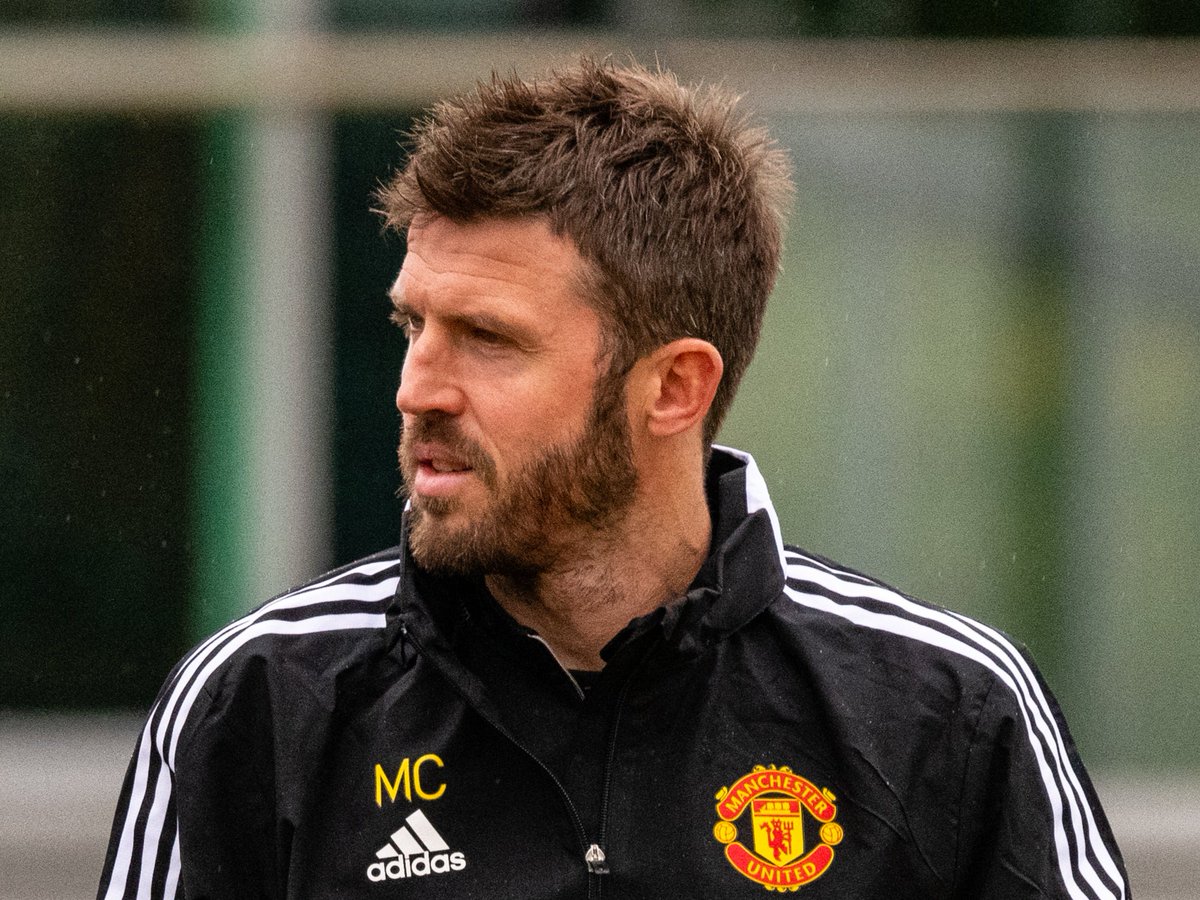mufcytp's tweet image. 💣🚨🚨NEW: Rene Meulensteen has tipped Michael Carrick as the “perfect replacement” for Amorim.

[via BetVictor]

Reds, would you take Carrick as our next manager if we part ways with Amorim? 👀