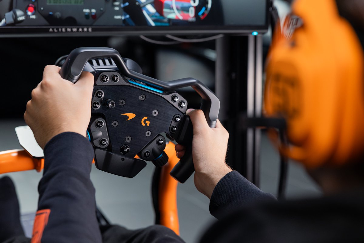 McLaren F1 Sim Racing Team tweet media