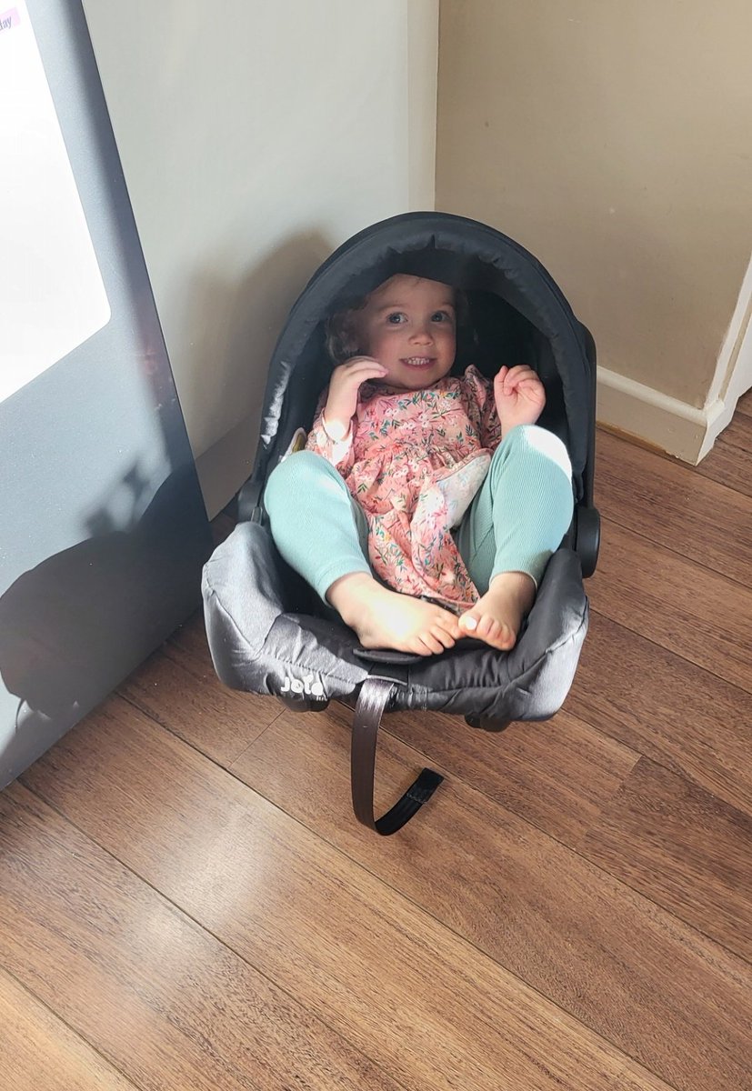 Dr Emily Cooper tweet media