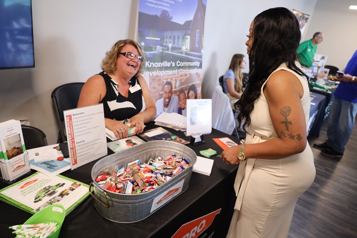 KnoxvilleCDC's tweet image. Thank you to the 18 vendors and all who attended today’s Landlord Resource Fair. Your participation and engagement contributed to a productive and informative event!
#ResourceFair #LandlordResources #KCDC