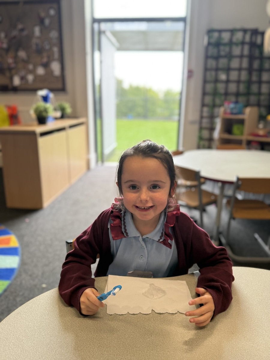 MrsNelson08's tweet image. After fruit break, we’ve started a new toothbrushing routine to build healthy habits! Following our visit from Childsmile, we’ll be learning more about the dentist’s role in keeping our smiles bright. 😁 🦷 @NHSChildsmile @childsmileday @StRoseOfLimaPS #toothbrushing
