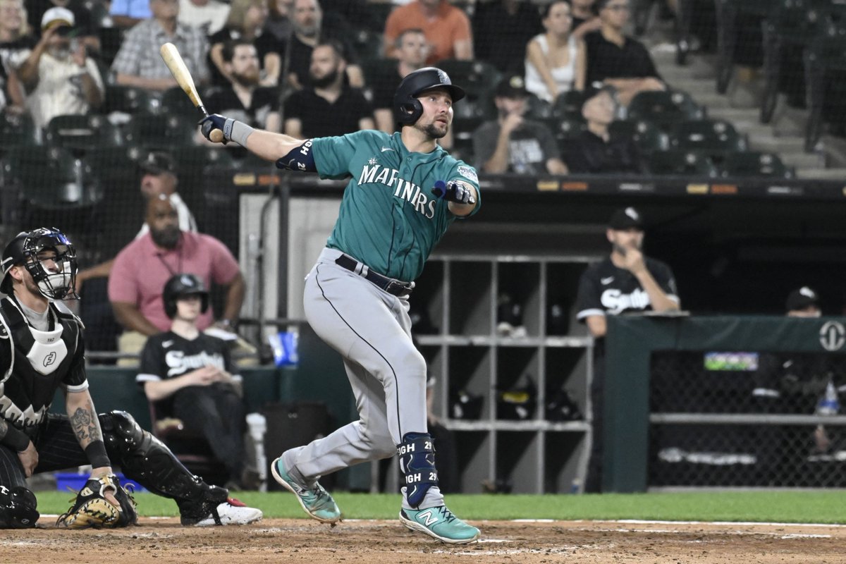 Cal Raleigh This Season  
- .951 OPS(2nd in AL) 

 - 56 HR(1st in AL)  

- 118 RBI(1st in AL)  

-6.5 WAR(2nd in AL)  

- Gold Glove favorite

As a catcher. How is he not the MVP favorite?