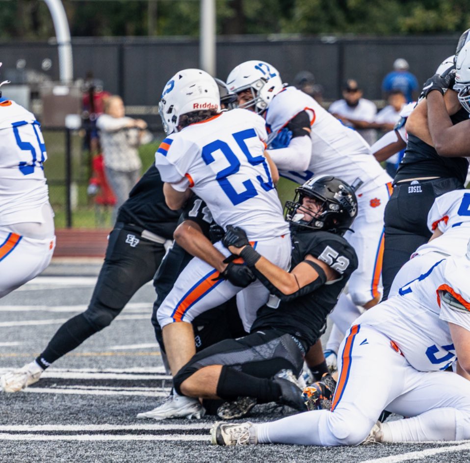 Lucas Salyers (@slayallday59) on Twitter photo 