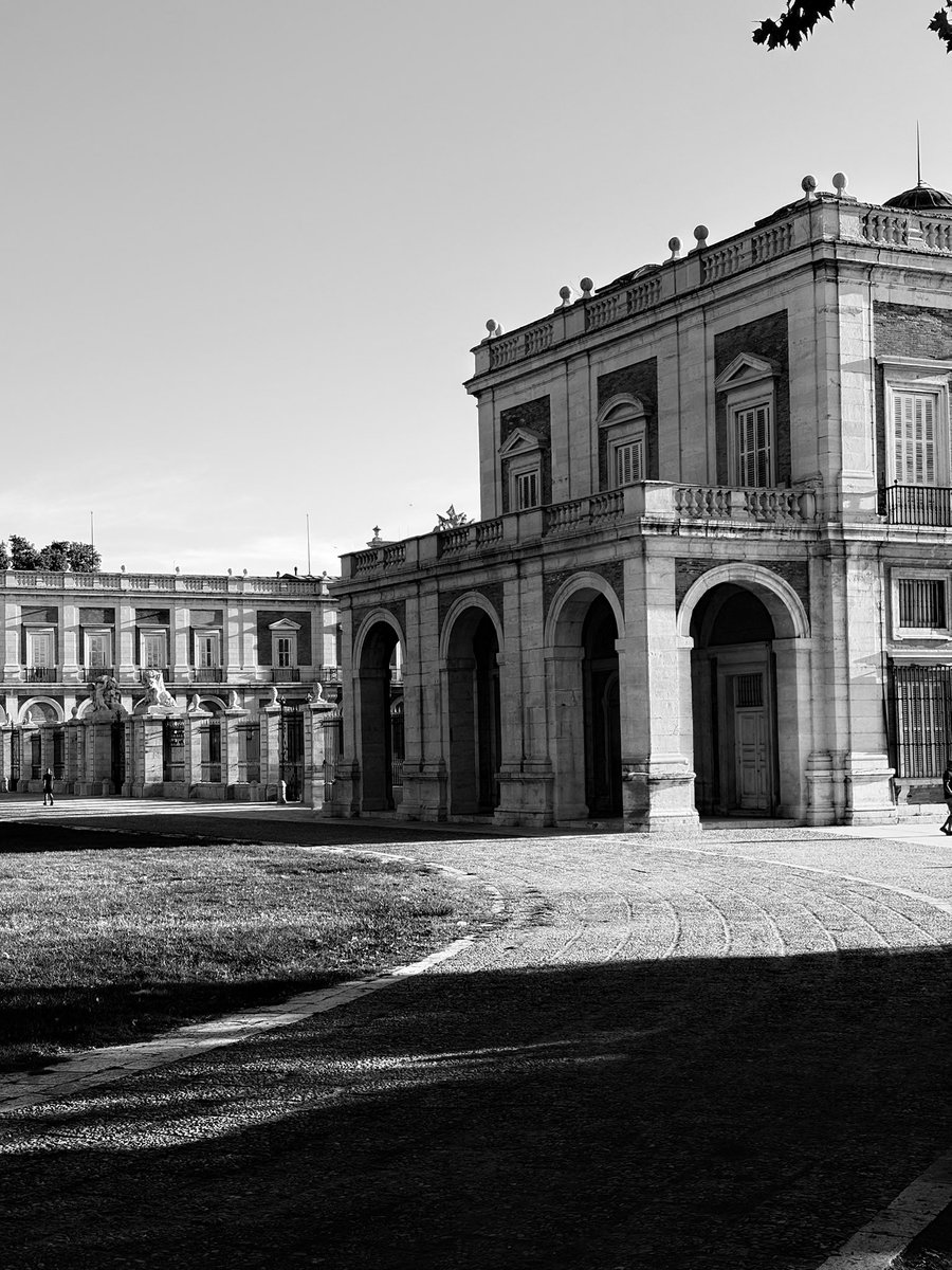 theoriginaldog2's tweet photo. Palacio Real de Aranjuez https://t.co/TF4CVklAvJ