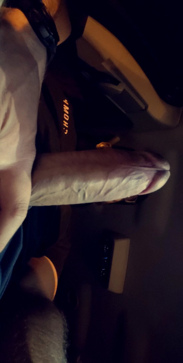 biazguy's tweet photo. @straightturn_ Come choke on mine next https://t.co/Wv02u8byBg