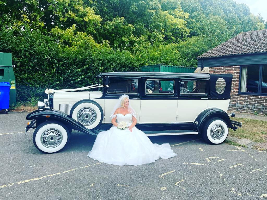 citylimos's tweet photo. http://www.citylimos,info wedding car hire Birmingham Live is now Booking for 2026 and 2027 here are just some of are cars we have to offer#wedding#car#hire#beauford#bramwith#Hummer#h2#baby#bentley#solihull#sutton#coldfield#dudleyi#westmidlands#citylimos https://t.co/bCVll08ZI5