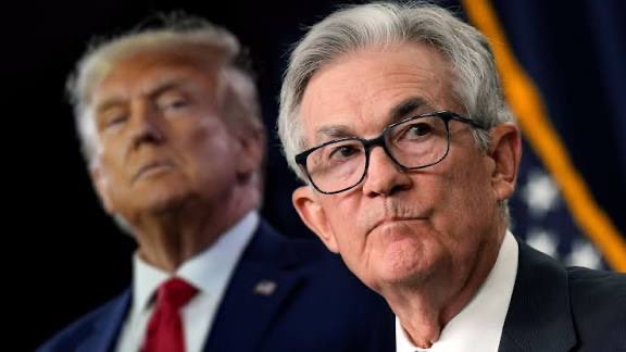 Amerika merkez bankası 9 ay sonra ilk kez faiz indirdi!
25 baz puan indirim yapan FED başkanı Jerome Powell, başkan Trump’ın faiz indirim baskısına daha fazla dayanamadı.