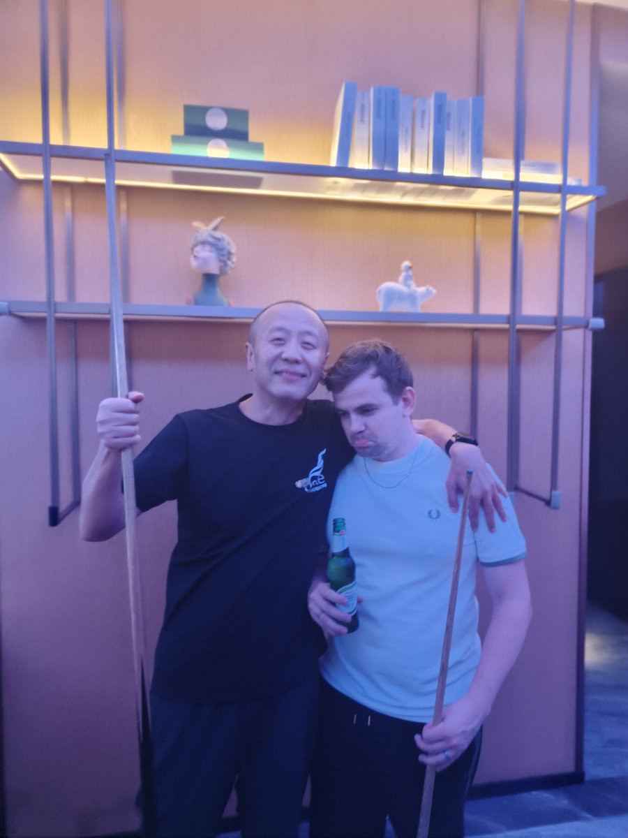 Just got twatted at pool 4 times by the Communist Party of China's Secretary of Shanxi Province, who works for the largest coal mining province in China 😔