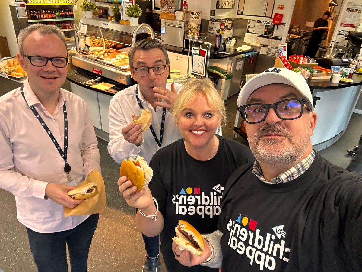 Cat Harvey tweet media