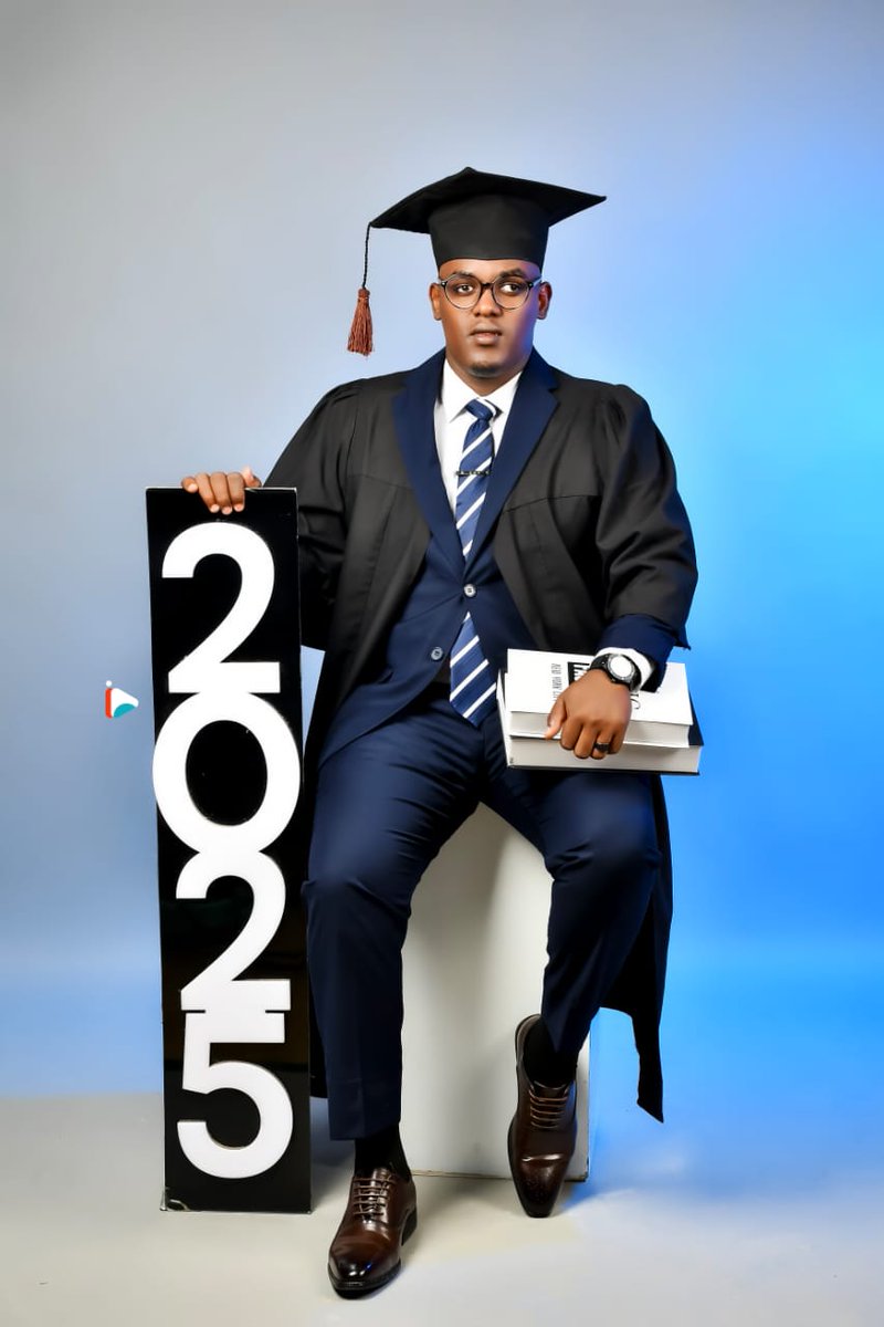 dhamac25's tweet photo. Congratulations on earning your Bachelor’s degree, brother Abokor Mahad Dhamac!
You have achieved something truly remarkable, and I hope you take a moment to celebrate just how far you have come. I am so proud of you. This is only the beginning of all the amazing things ahead! https://t.co/GxugCOch1Z