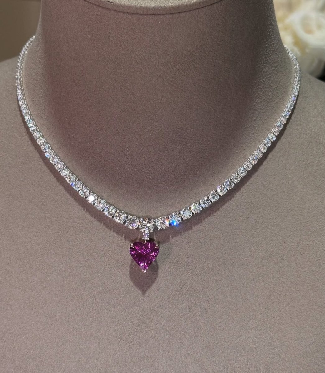 ___FirstLady_'s tweet image. 💗💗