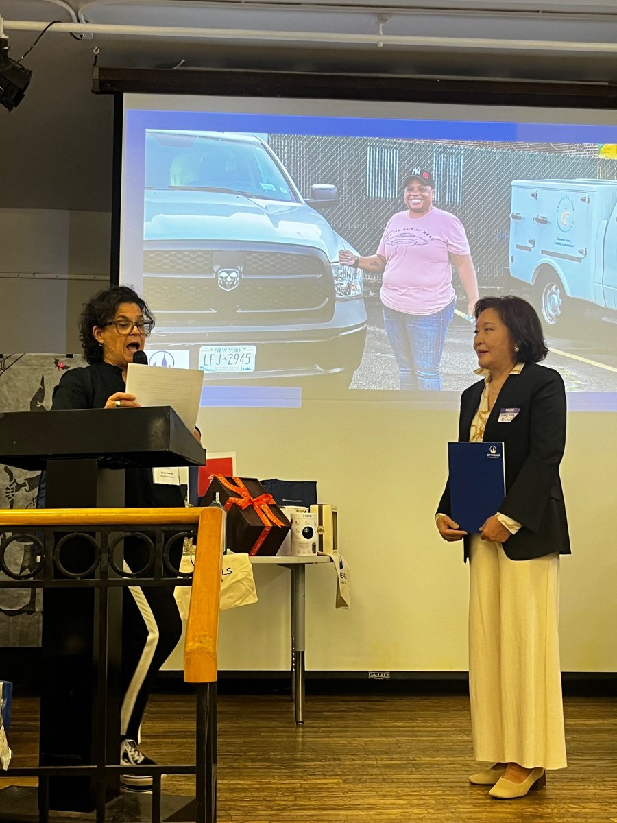 kcsnewyork's tweet image. On September 16, Citymeals on Wheels held its annual STAR Awards at Encore Community Services, The Chef Younghee Song from KCS Corona Older Adult Center was honored with the award for her unwavering dedication and outstanding service through both home.
#KCS #CitymealsOnWheels