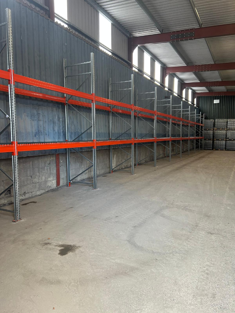 📸 Before &amp; After: Optimised Space

From an empty warehouse to a clean, functional setup with our pallet racking system.

Perfect for getting your operations organised and ready to roll.

#warehousestorage #palletracking #storagesolutions
