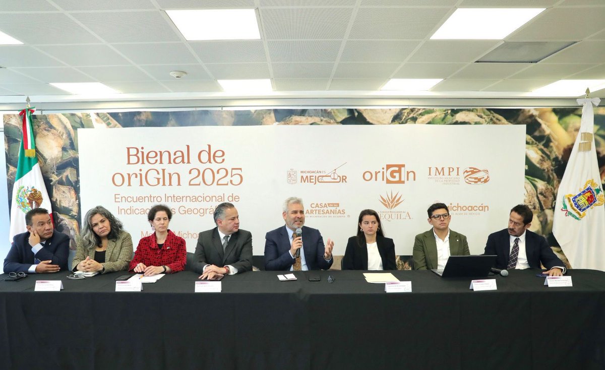 🔴 <a href="/ARBedolla/">Alfredo Ramírez Bedolla</a> y <a href="/SNietoCastillo/">Santiago Nieto</a> anuncian encuentro internacional de indicaciones geográficas en Morelia

Del 8 al 10 de octubre, Morelia será sede de la Bienal oriGIn 2025, un evento que reunirá a más de 600 participantes de 16 países para fortalecer las economías regionales y la