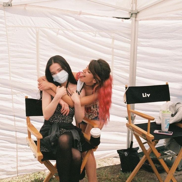 mikeymdsn's tweet image. 2022                                                    2025 💘🥹