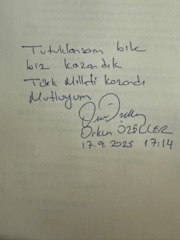 m_cemilkilic's tweet photo. Ölsek bile ölmeyeceğiz! 
Bir ölüp bin dirileceğiz.  

"Köpekler istedi diye atlar ölmez"  

Türkiye Cumhuriyeti ve Türk Milleti Sonsuza Dek Var Olacak! https://t.co/8ogyvARcfA