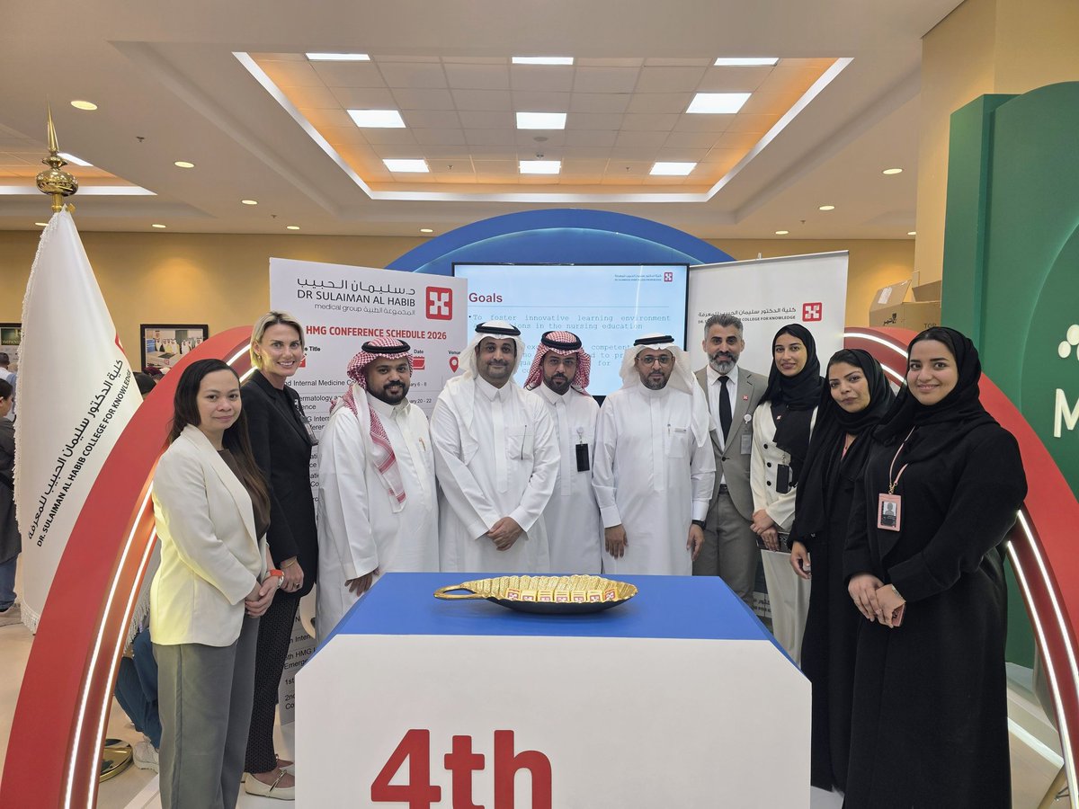 Bander_Albagawi's tweet image. كما تشرفت بالمشاركة ولقاء الزملاء والزميلات من نخبة قيادات التمريض في المملكة العربية السعودية