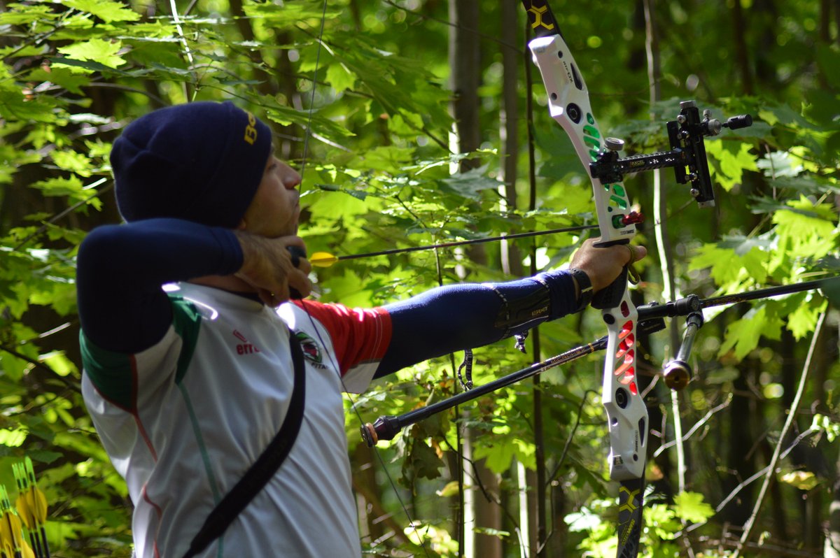 FitarcoItalia's tweet photo. Ottimo avvio dell'Italia agli Europei Field in #Polonia 💪🇮🇹 
Tre azzurri primi dopo la qualifica (Borsani, Barbieri, Noziglia) e anche le squadre volano!!!🏹
Tutti i risultati della giornata nella news 👇 
https://t.co/IBWdR6xUms
#fitarco #fieldarchery https://t.co/acRRGdD1zC