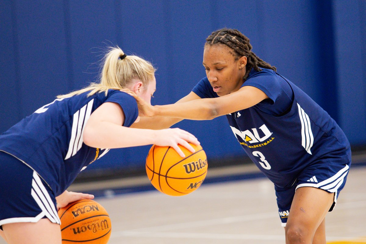 NAU Women's Basketball tweet media