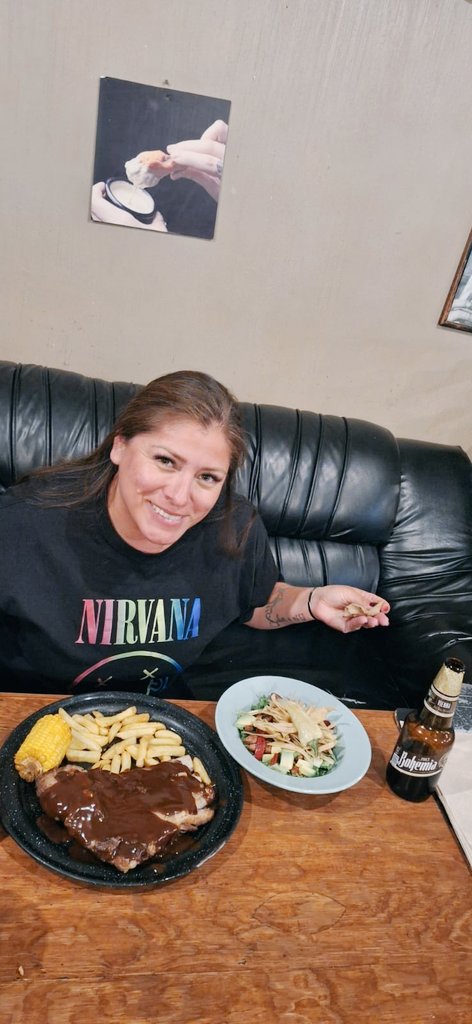 Pues algo de mi paseo en Chapala, unos ricos días de descanso con el galán, como siempre, súper consentida y muy feliz... 😅😚 

#chapala #diadelaindependencia  #diadelgrito #vacaciones