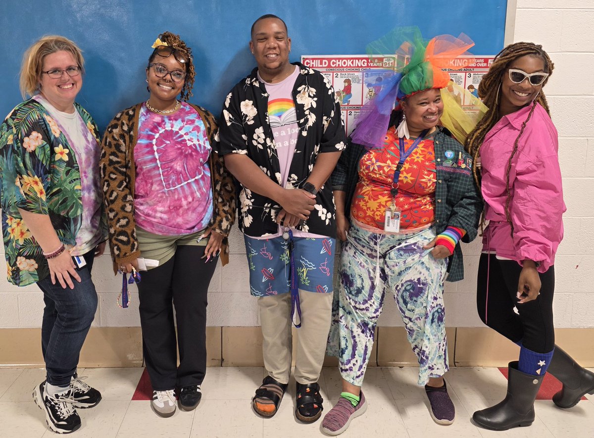 Halfway through #AttendanceAwareness spirit week.  We think it's Wacky Tacky to miss school! <a href="/HamptonCSchools/">Hampton City Schools</a>
<a href="/MrsOeducates/">Dr. Shante' Oniyide</a> <a href="/MisterMcDoe/">Gregory McDoe</a>