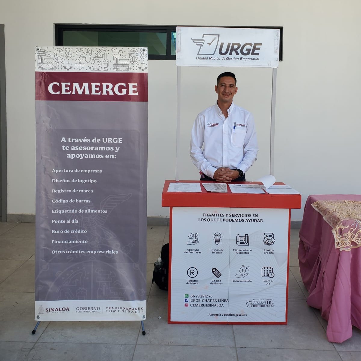 La Dirección de Gestión Empresarial de #CEMERGE, a través de la red #URGE, participó en la entrega de premios a jóvenes emprendedores en Eldorado. Además, se expusieron productos locales y se difundieron trámites y servicios para nuevos negocios.

#Emprendedores #Sinaloa
