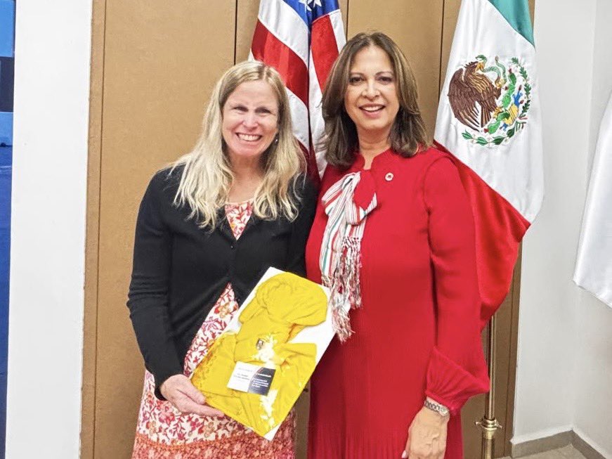 Tuvimos el honor de recibir en <a href="/CANACINTRA_SLP/">CANACINTRA SLP</a> a la Cónsul de <a href="/USConsulateMTY/">Consulado EUA Monterrey Archived</a>, Melissa Bishop, con quien abordamos temas relevantes para nuestro sector.

Agradezco a mis compañeros de cámaras empresariales por participar en este importante espacio de diálogo y colaboración. 🇲🇽🇺🇸