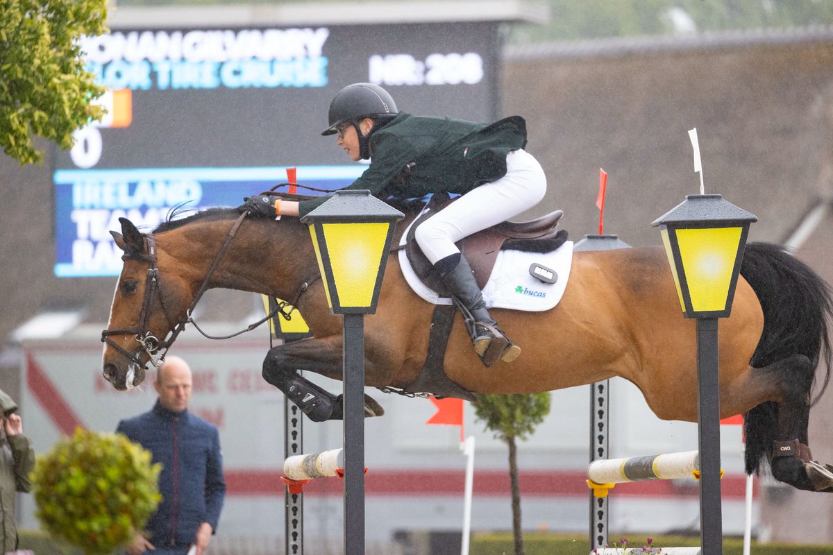 We wish Ronan Gilvarry (TY) the very best of luck this weekend as he competes in the Nations Cup Final in Lier, Belgium 🐴