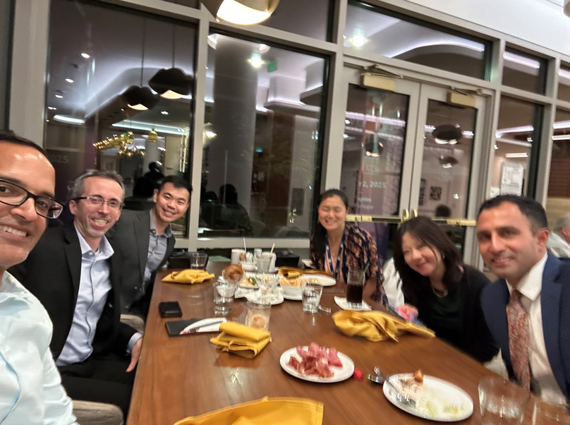TeWilliamsMD's tweet image. Wonderful to have the talented Dr. Nancy Lee from @MSK_RadOnc visit us @COH_RadOnc.  🙏Nancy for the tour de force work you have done on de-escalation in HNSCC &amp;amp; hypoxia imaging biomarker driven approaches.  Let&apos;s keep pushing the field forward to bring more biology to #radonc ‼️