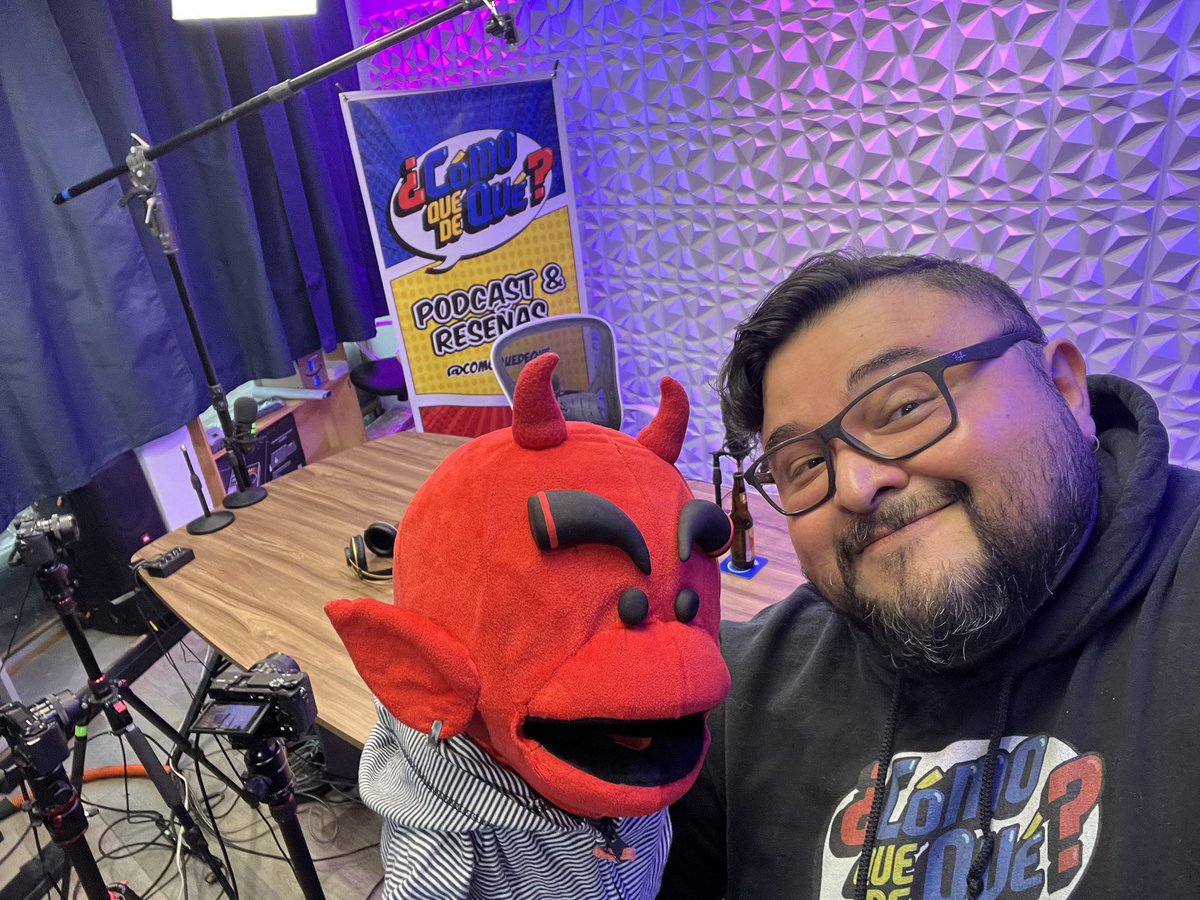 ComoQueDeQue's tweet image. Imágenes de la grabación del #PROdcast anterior 😎 👉🏻 youtu.be/oWbd5JOLugQ?si…